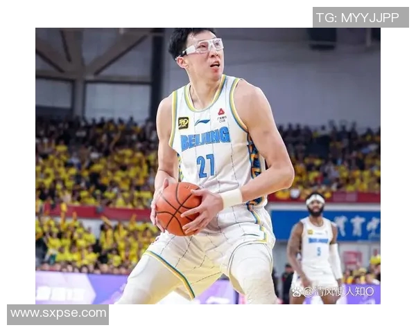 周琦在国际赛场的崛起与挑战：从篮球新星到中国队核心的成长之路