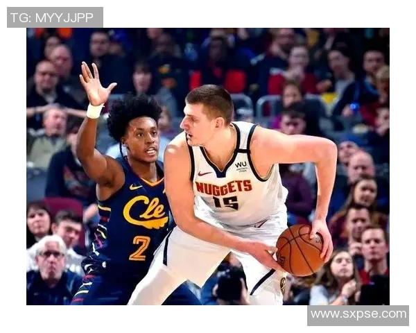 科林塞克斯顿的篮球之路：从新秀到球队核心的成长历程