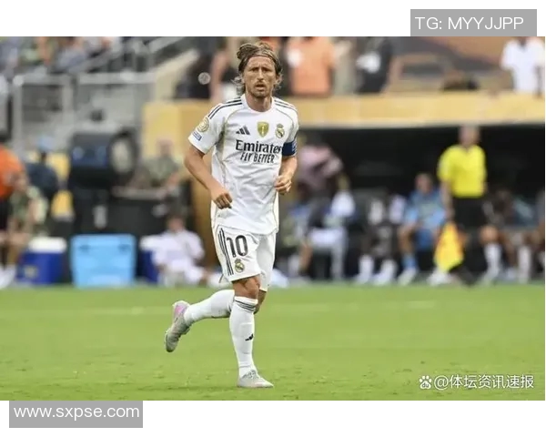 莫德里奇：传奇中场的辉煌历程与对足球的深刻影响