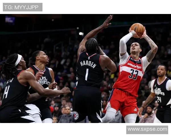 2021赛季NBA篮网与快船精彩对决回顾与分析