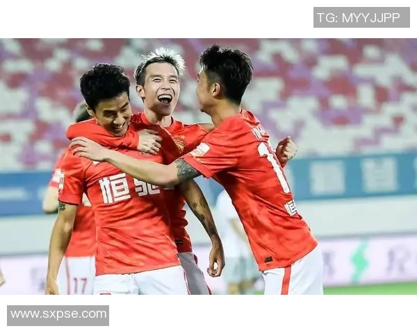 恒大与汉堡精彩对决集锦回顾赛场瞬间尽在眼前 恒大与汉堡精彩对决集锦回顾赛场瞬间尽在眼前