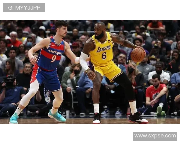 湖人对阵奇才精彩比赛中文回放全程回顾与分析 湖人对阵奇才精彩比赛中文回放全程回顾与分析