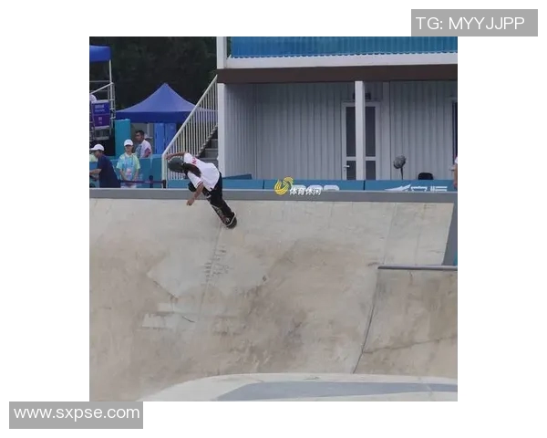 杭州滑板队战术解析与训练方法探讨助力滑板运动发展MBA