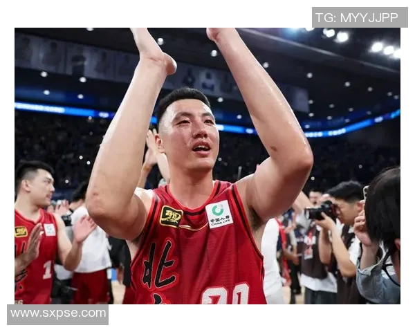 2014年CBA总决赛广东队与北京队的激烈对决回顾与分析 2014年CBA总决赛广东队与北京队的激烈对决回顾与分析