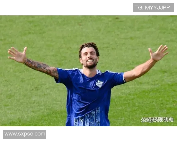 AC米兰迎战亚历山大球队全力争胜展现实力与风采