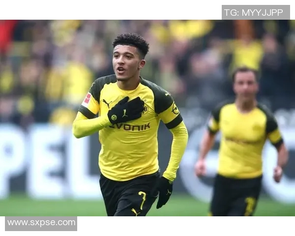 挪威19岁青年队与英格兰19岁青年队激战正酣精彩对决引发球迷热议 挪威19岁青年队与英格兰19岁青年队激战正酣精彩对决引发球迷热议