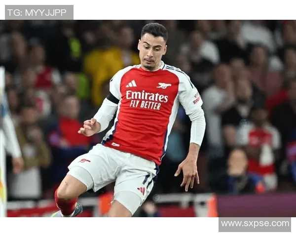 马丁内利在球场上的闪耀表现与未来发展潜力分析